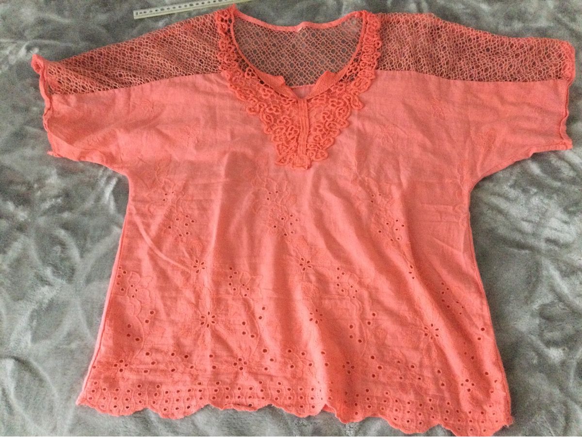 Camicette: Bluse / Shirt mit Spitzen  – Usato da Villnachern venduto da Anita2006
