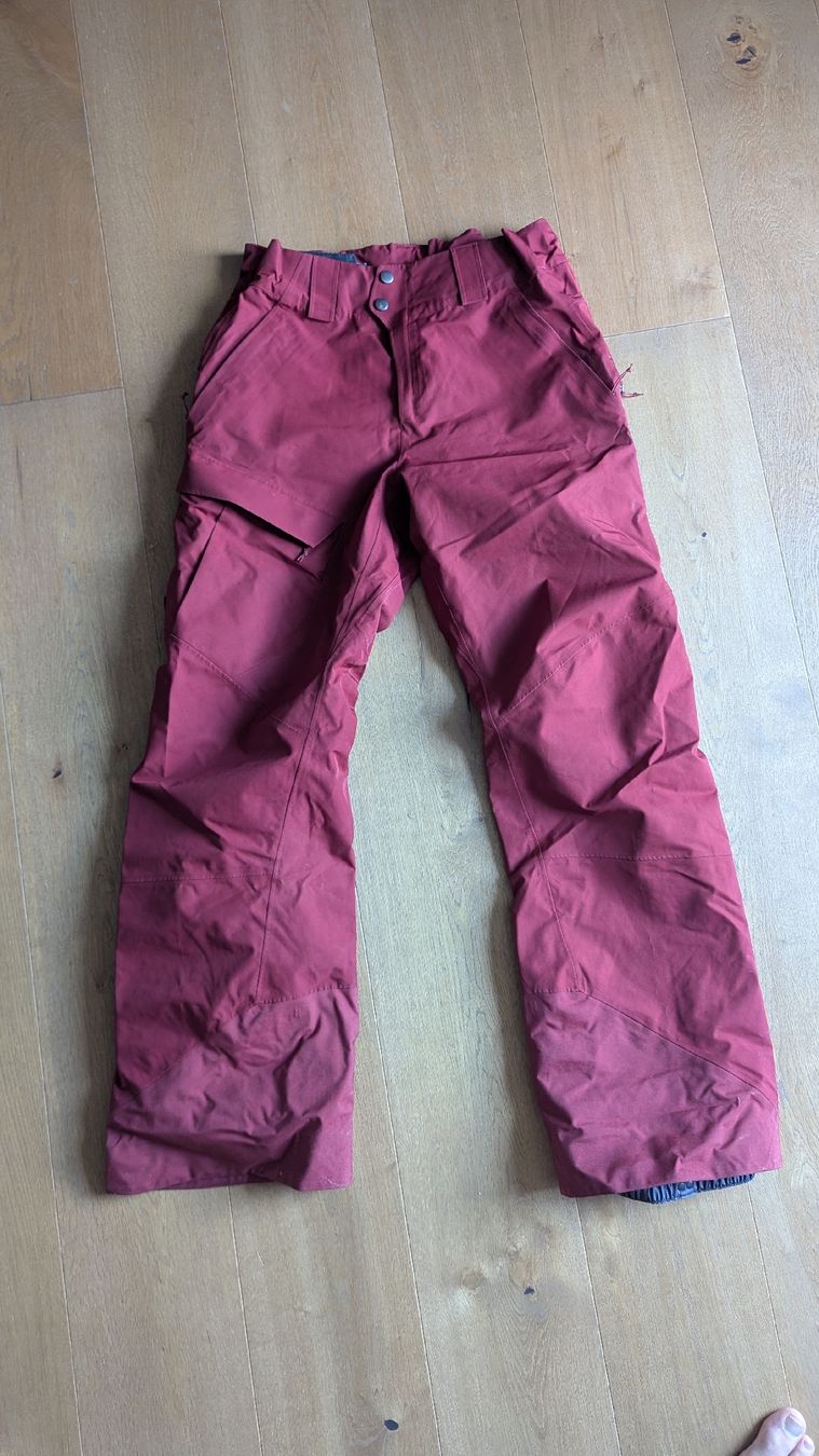 Patagonia Pantaloni: Ski-/Snowboardhose von Patagonia – Usato da Brütten venduto da Muse21 1