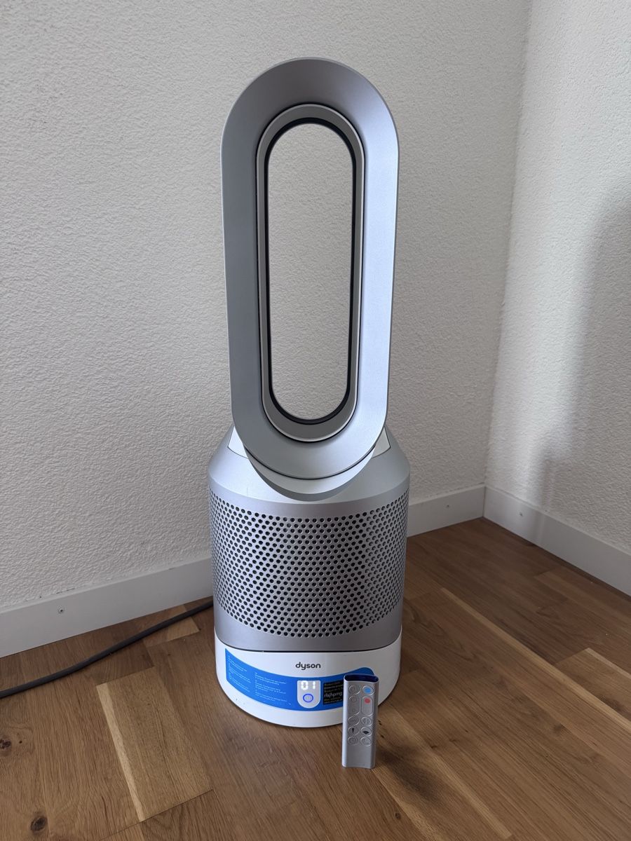 Dyson Luftreiniger: Dyson Luftreiniger Purifier Hot+Cool Silver – Gebraucht aus Oberentfelden von 85h5