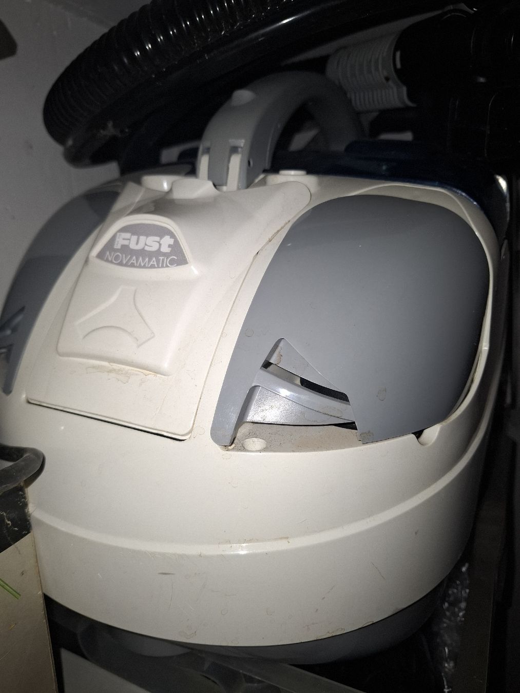 Novamatic Pulitori a vapore: Fust Novamatic – Nuovo (secondo la descrizione) da Sirnach venduto da donatogalella82