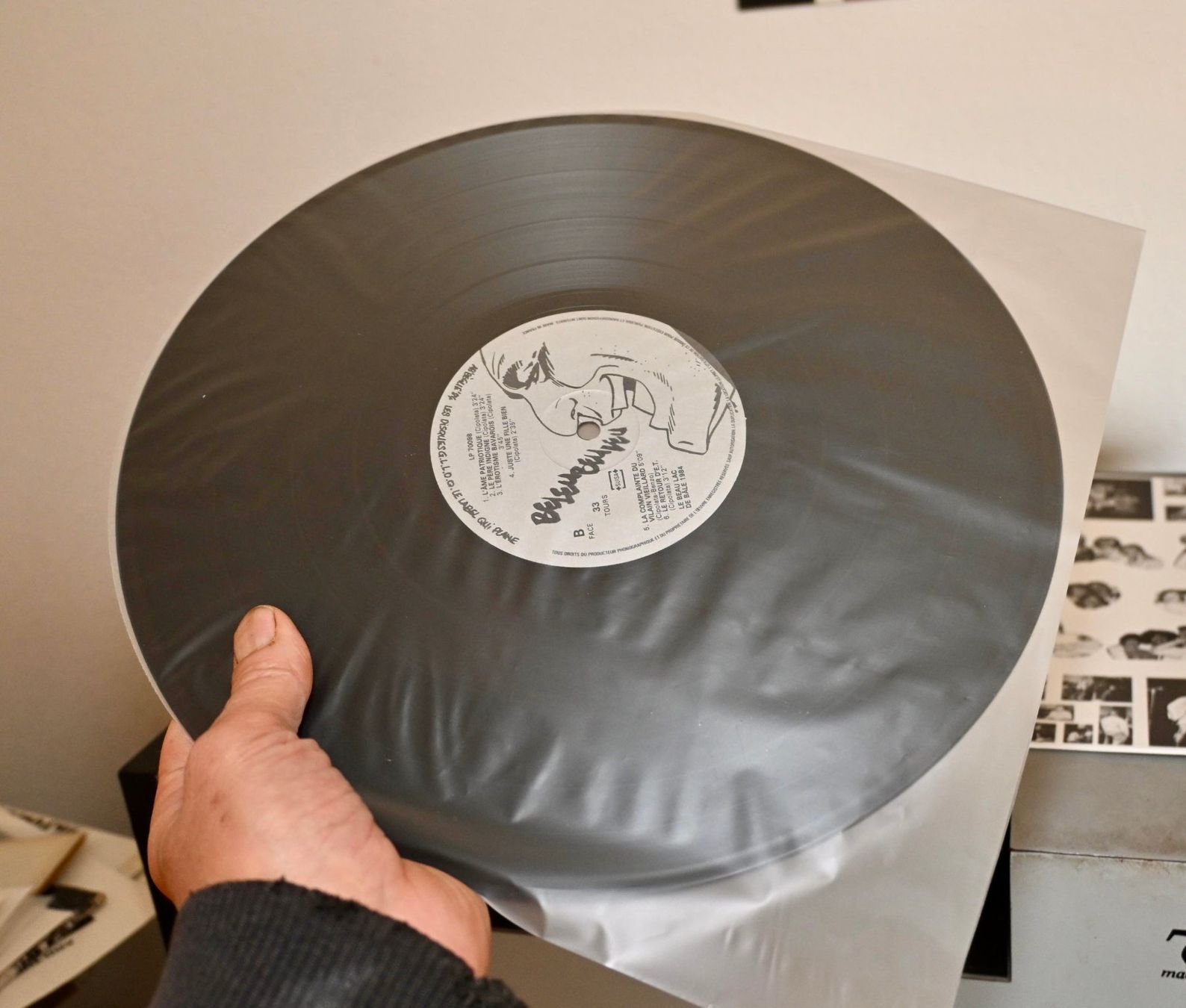 Dischi in vinile: SWISS rock LP 1984 Le Beau Lac De Bâle mit PROMO SHEETS – Usato da Pfaffhausen venduto da mono_rec 6
