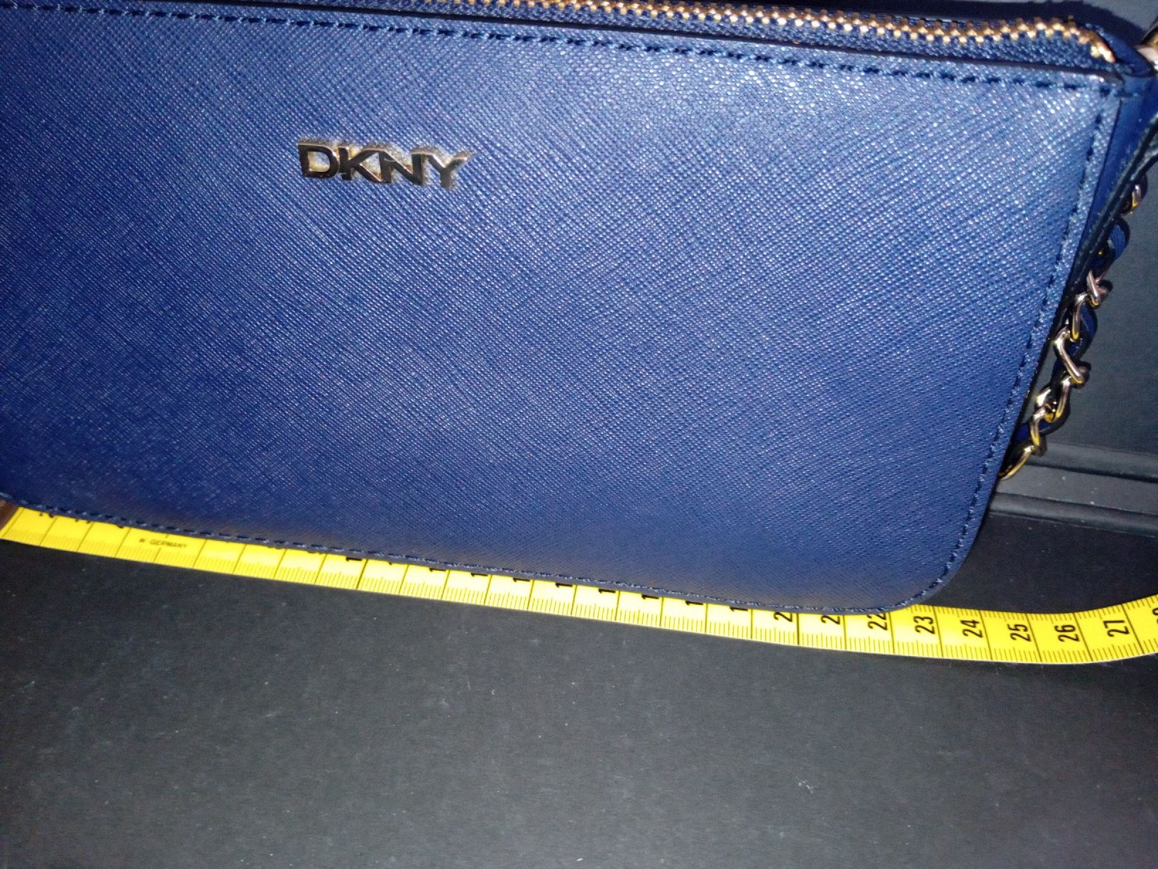 DKNY Borse da donna: DKNY borsa/pochette blu  – Usato da Biasca venduto da Old_6blh 5