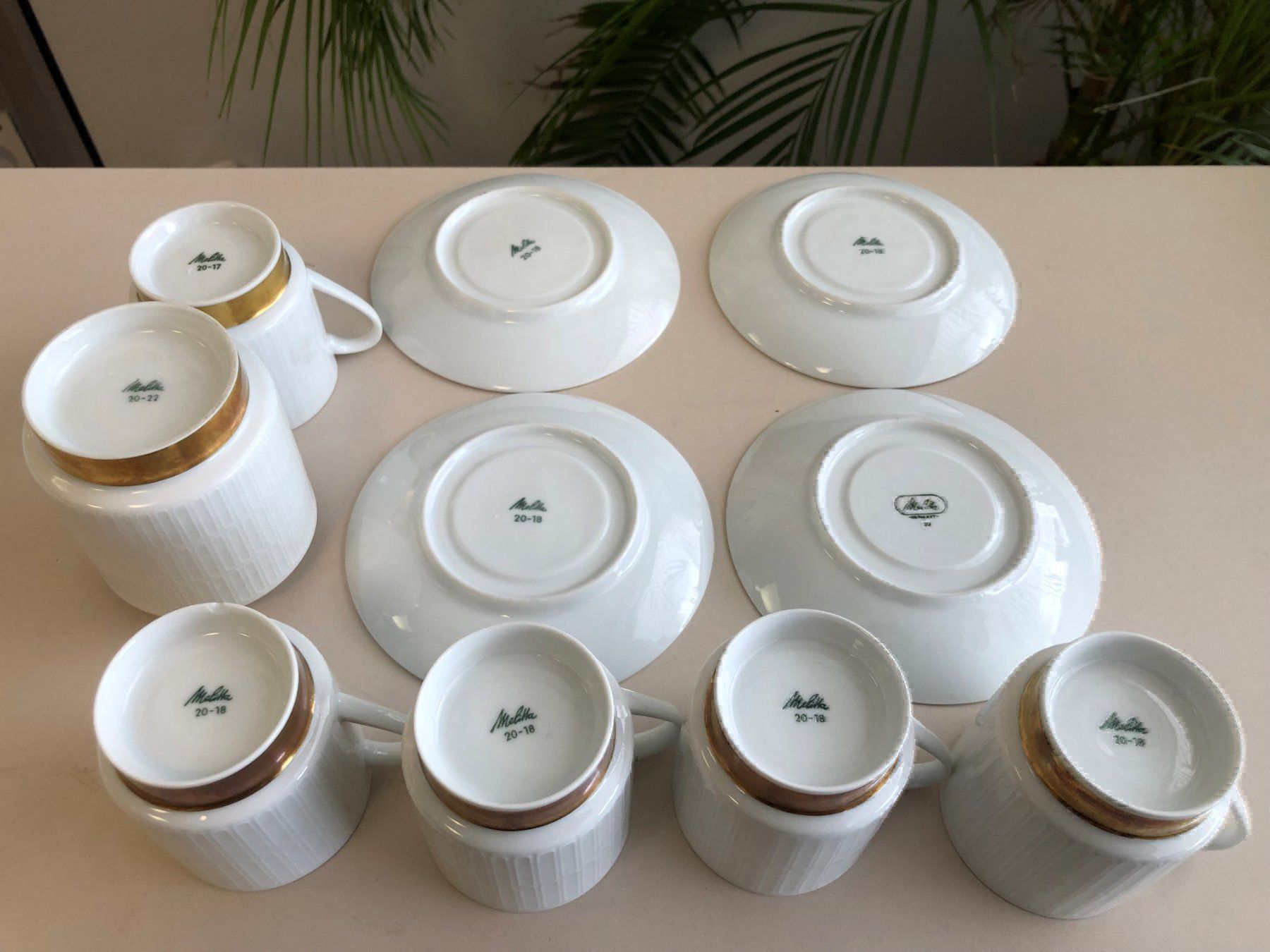 Tassen: Kaffeetassen mit Unterteller Zuckerdose – Gebraucht aus Brügg BE von rutschimedizin 2