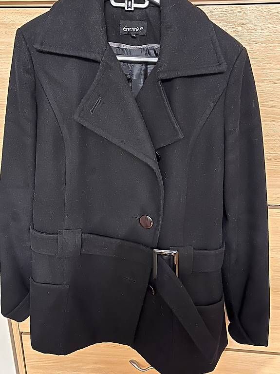 Mäntel: Cappotto nero cintura corto – Gebraucht aus Jona von sen_vd8v 2