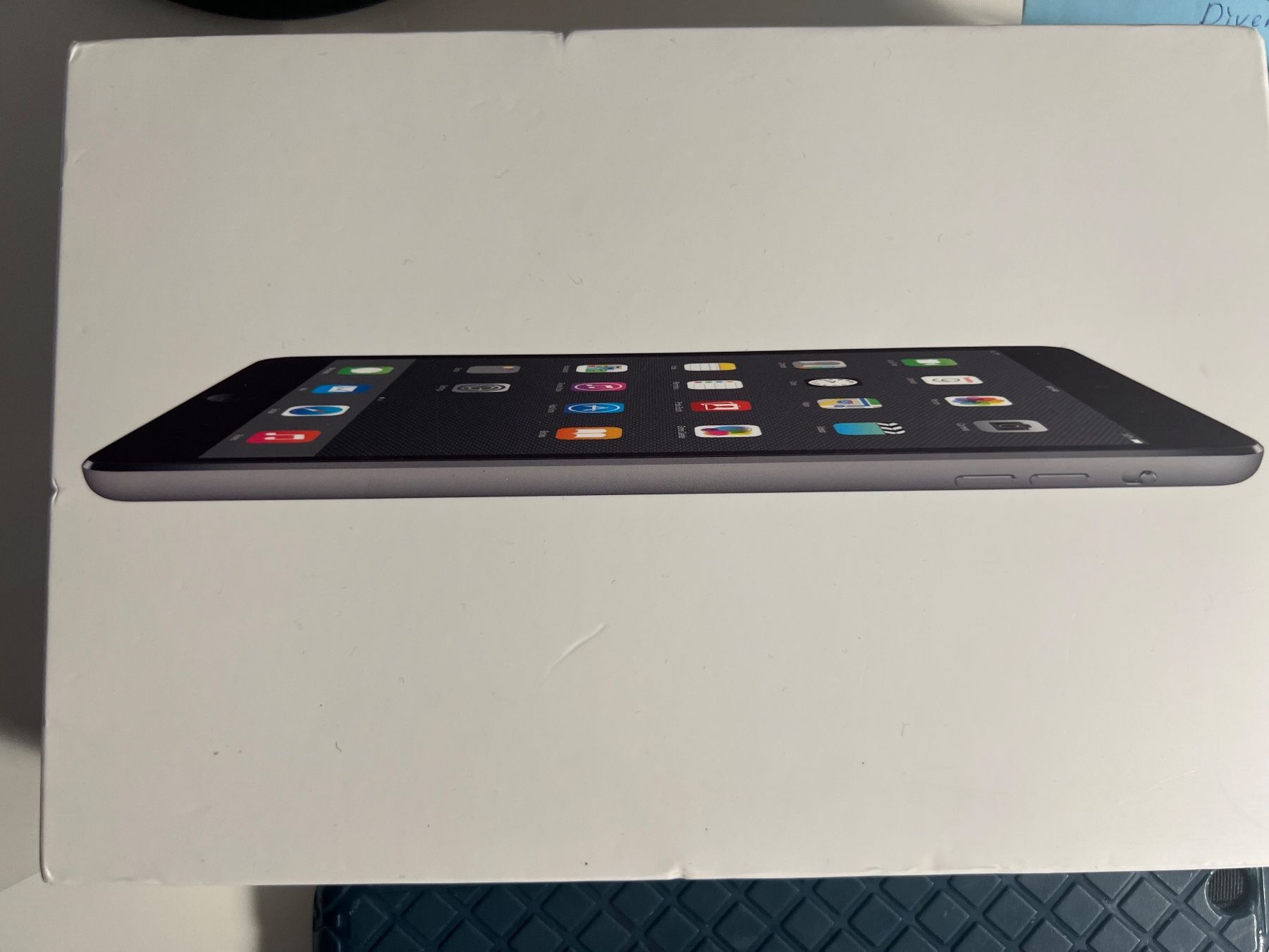 Apple Tablet PC: Apple iPad mini 2 – 32 GB, Space Grau (Wi-Fi) – Usato da Binz venduto da jousi7 3