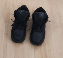 Baskets Jordan Nike noir taille 38 