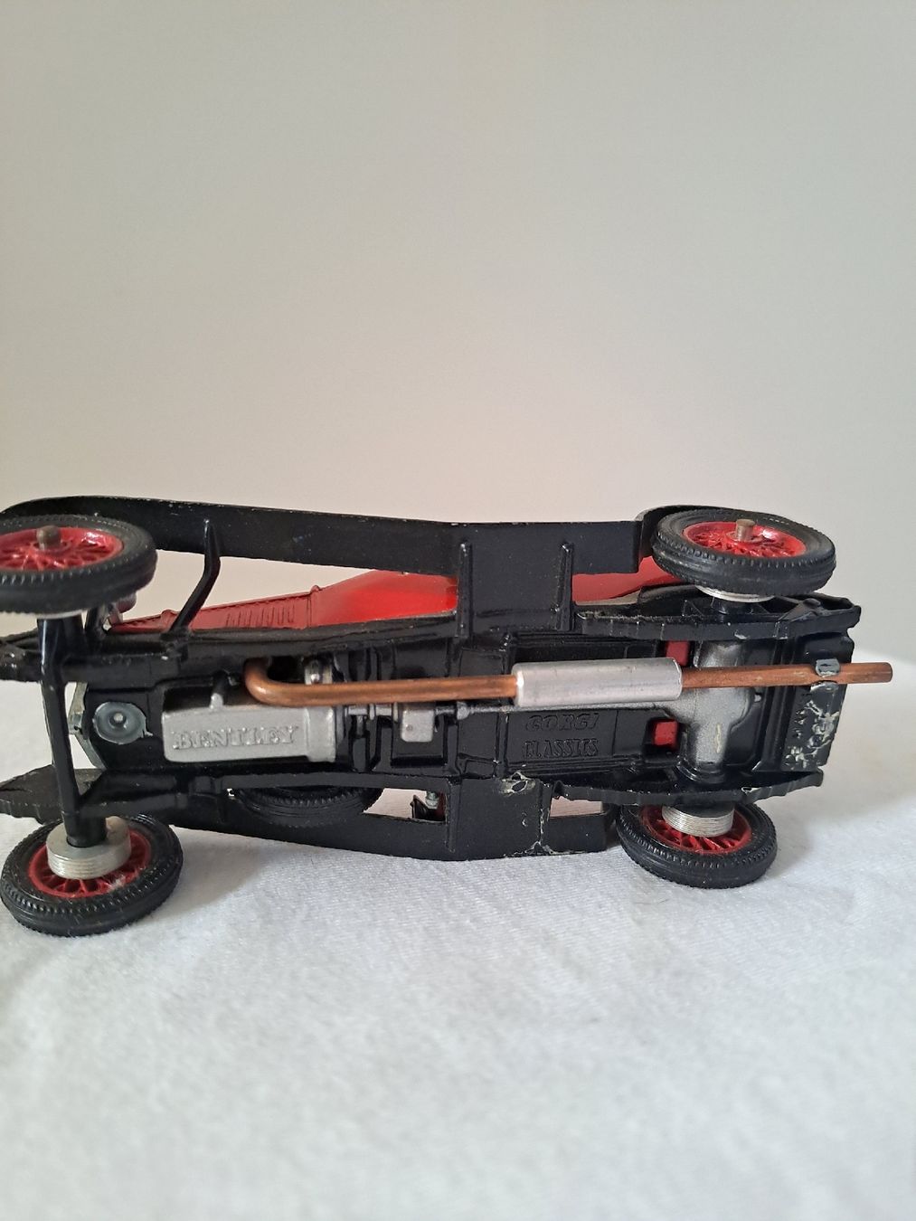 Corgi Toys Modellautos: Vintage Corgi Classics Bentley 1927 Modellauto in Rot – Gebraucht aus Wädenswil von FrieBro 4