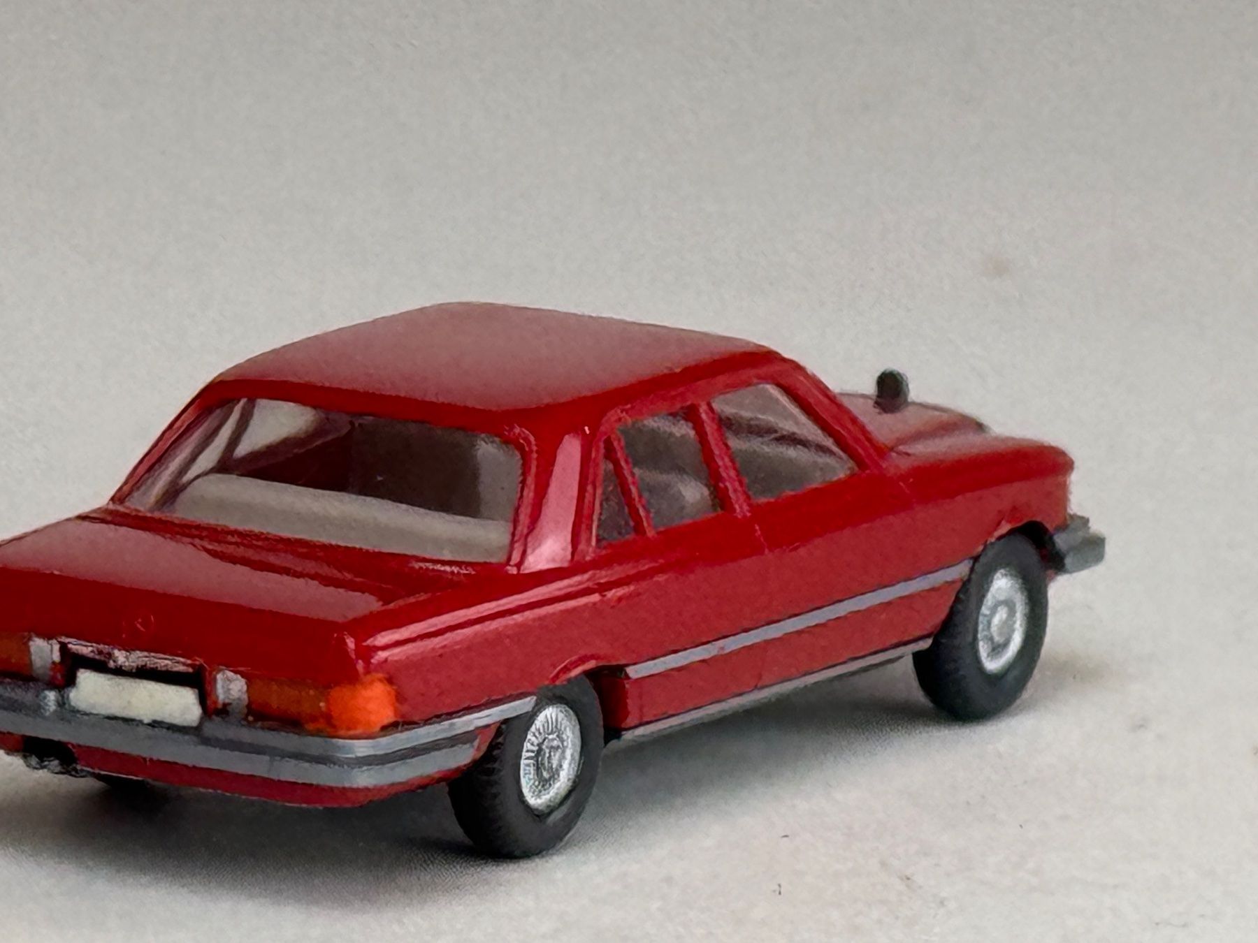 Wiking Voitures modèles: Mercedes 450 SE rot – D'occasion à Elm par Wikmtz 1