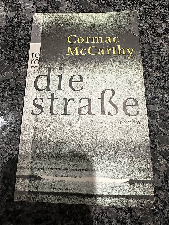 Libri: Cormac McCarthy, Die Strasse – Usato da Liebefeld venduto da Cherub3