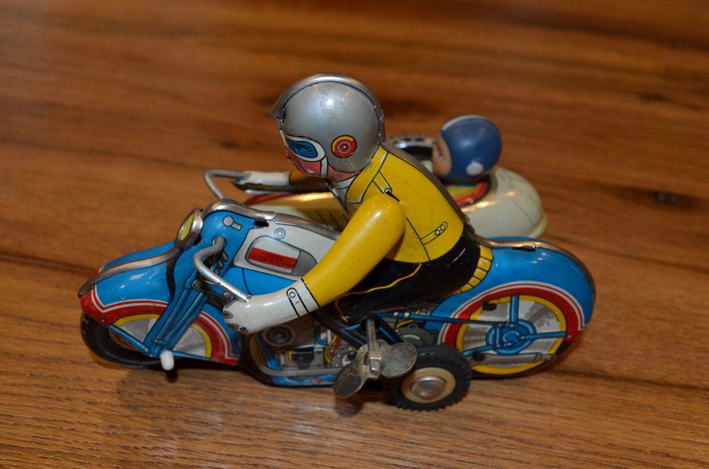 MECCANO gros MOTO side car avec engrenage
