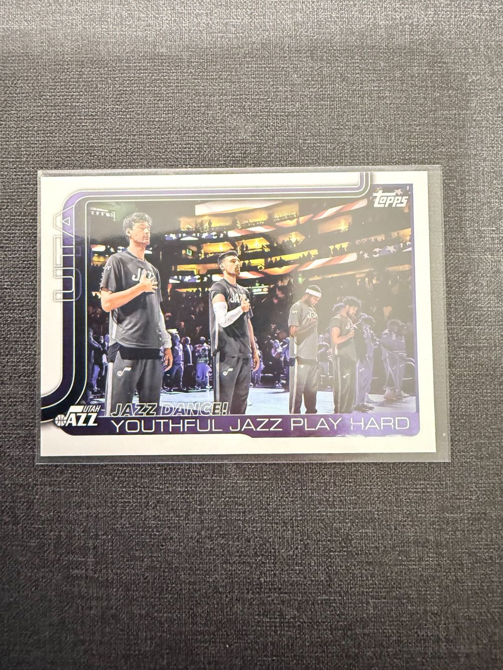 Topps Carte collezionabili: Topps Chrome Utah Jazz – Usato da Burgdorf venduto da Sports_Cards_3400