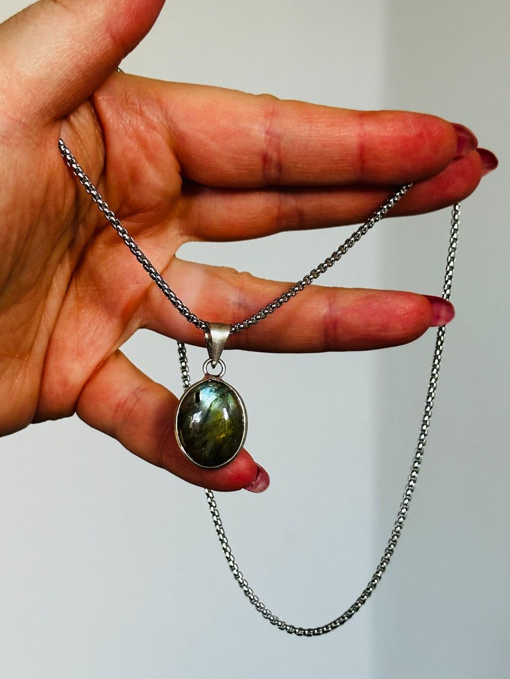 Ketten: Labradorite Gemstone Handmade Jewelry necklace – Neu und originalverpackt aus Genève von AGBERG 1