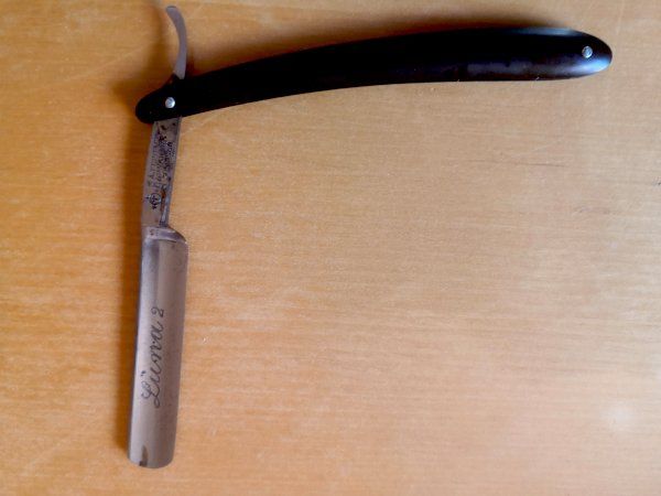 Rasoi & Lamette da barba: Antikes Rasiermesser Feist & Co Solingen – Nuovo (secondo la descrizione) da Rickenbach SO venduto da Terry8 1