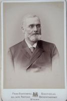 Kabinettfoto Franz Hanfstaengl, München, Männer-Porträt 1900