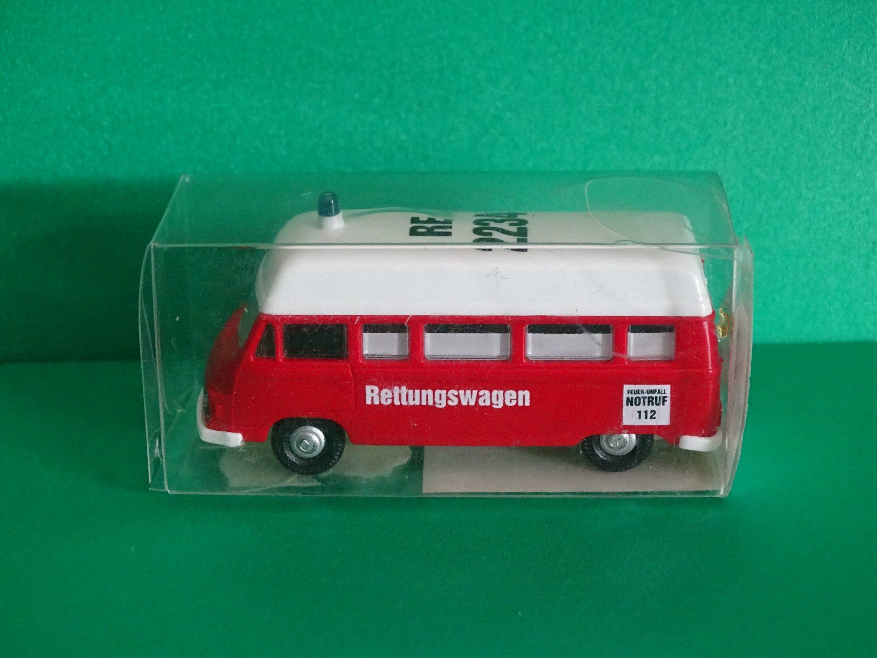 Voitures modèles: Mercedes "Feuerwehr" von I.M.U. 1/87 – Neuf (Voir description) à Bretzwil par Meex 3