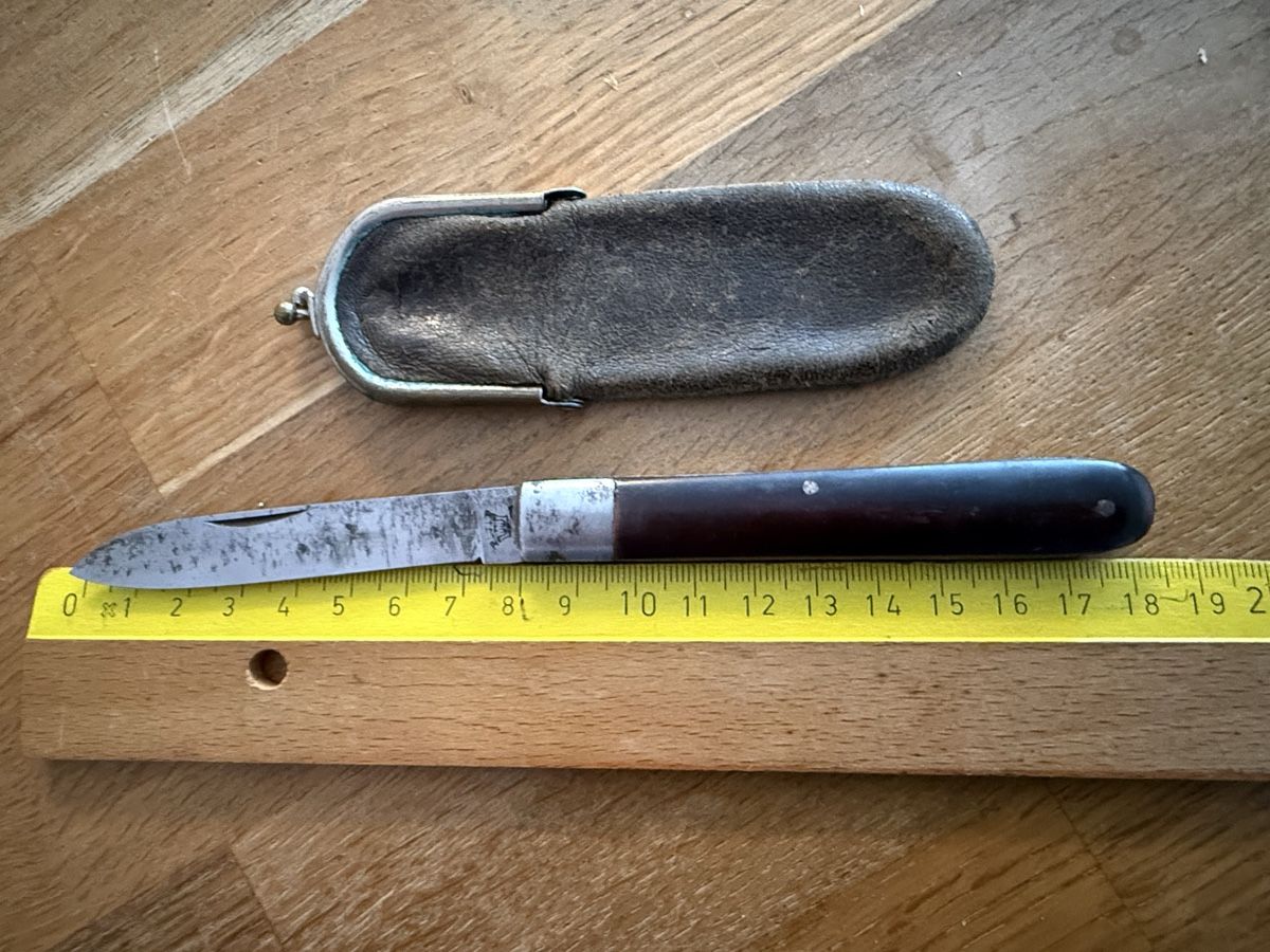 Solingen Couteaux de poche: Antikes Taschenmesser mit Ledertasche  – D'occasion à Goldach par Messerguru 4