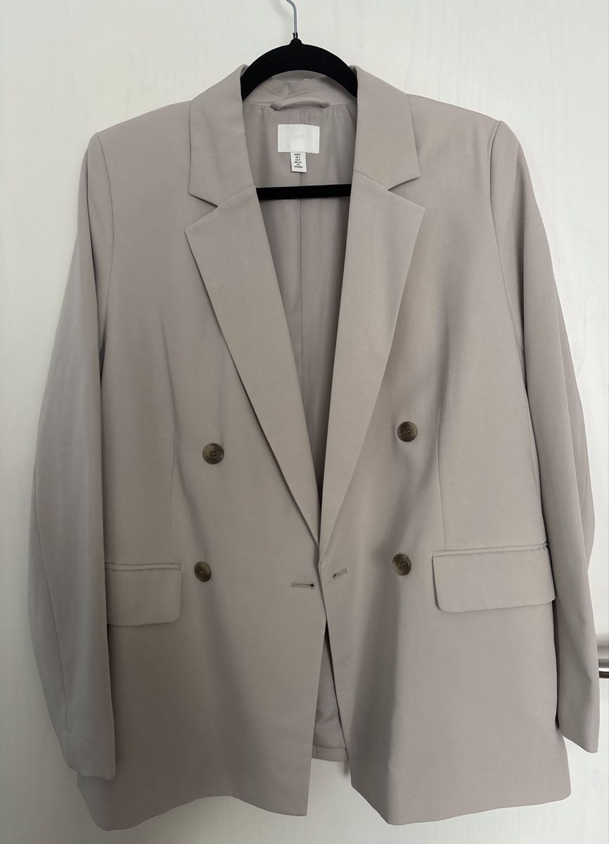 H&M Giacche: H&M Blazer beige – Nuovo (secondo la descrizione) da Wetzikon ZH venduto da sarahlarissa03