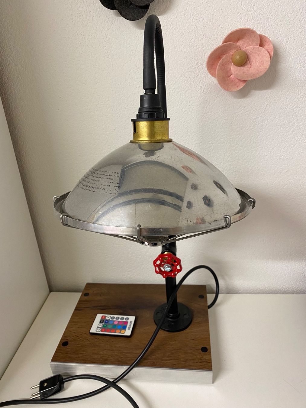 Lampen: Designer Lampe – Gebraucht aus St.Gallen von Bigdisch 2