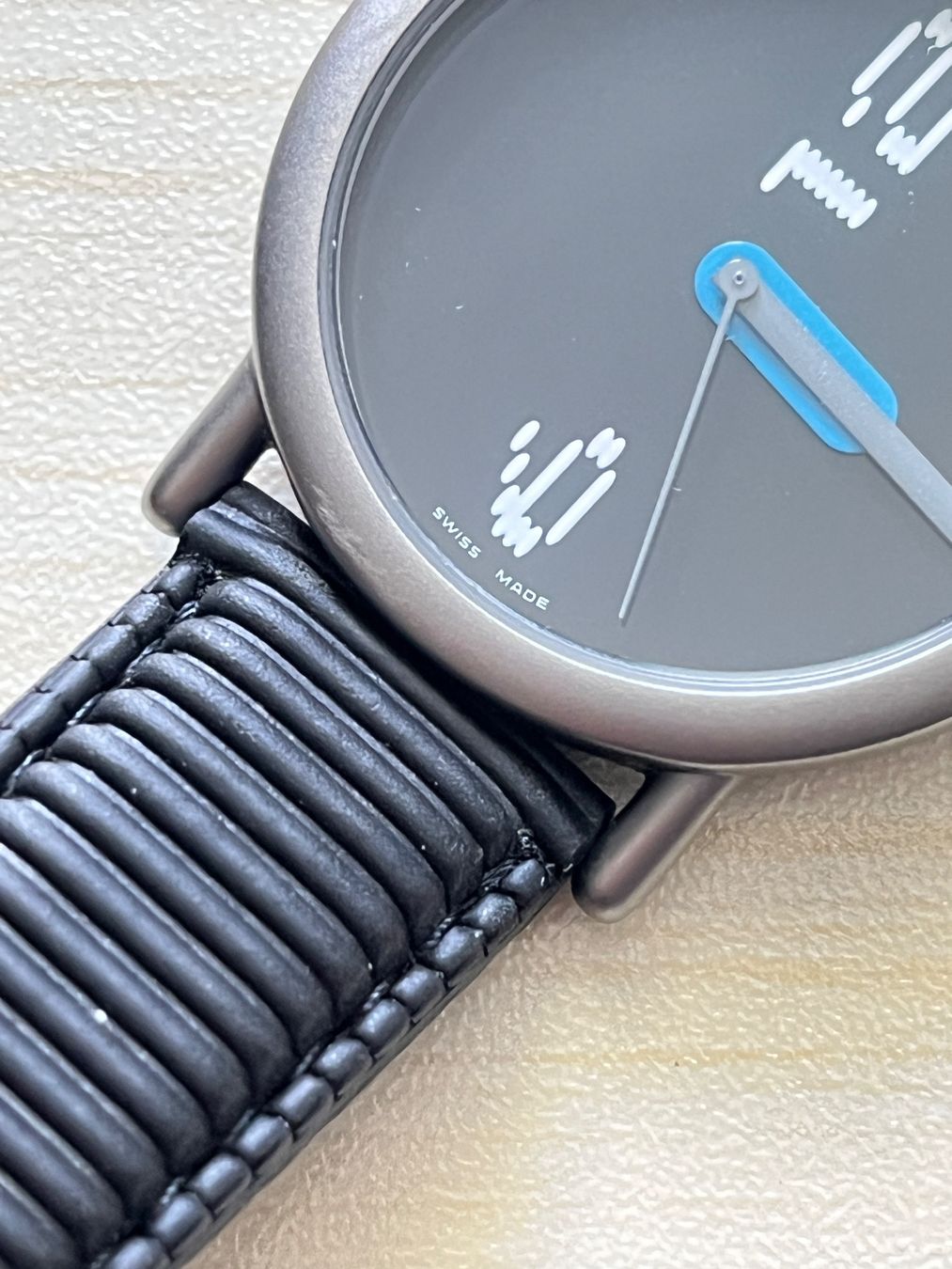 Uhren: Kultige Uhr, Schweizer Design – Gebraucht aus Grenchen von chththl 2