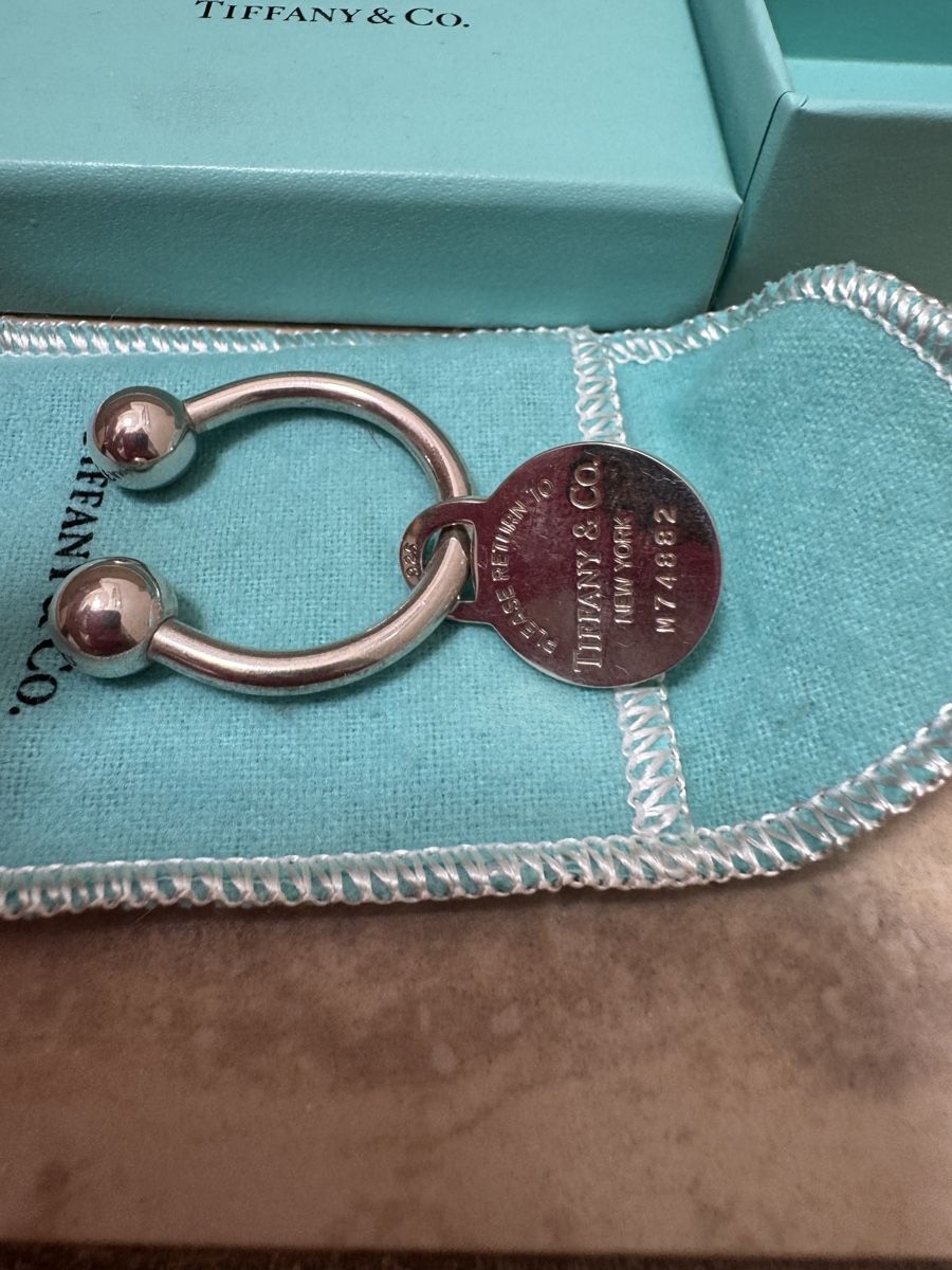 Tiffany & Co. Porte-clés: Tiffany & Co  – Neuf avec emballage d'origine à Regensdorf par weiningerl