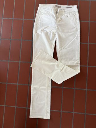 Guess Jeans Nicole Cigarette, Elfenbein, Gr. 26, Neu! 49