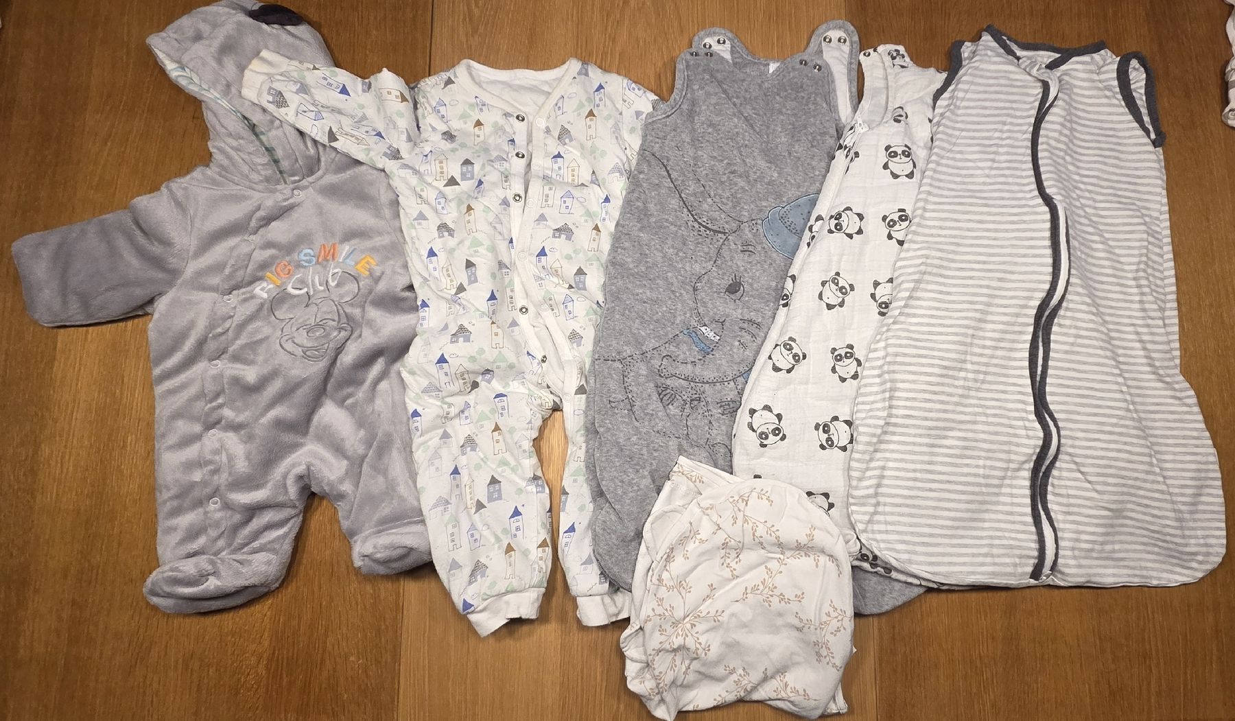 Lotti & Set di vestiti: Grosses Kleiderpaket Junge 62/68 – Usato da Scherz venduto da Vogue05 4