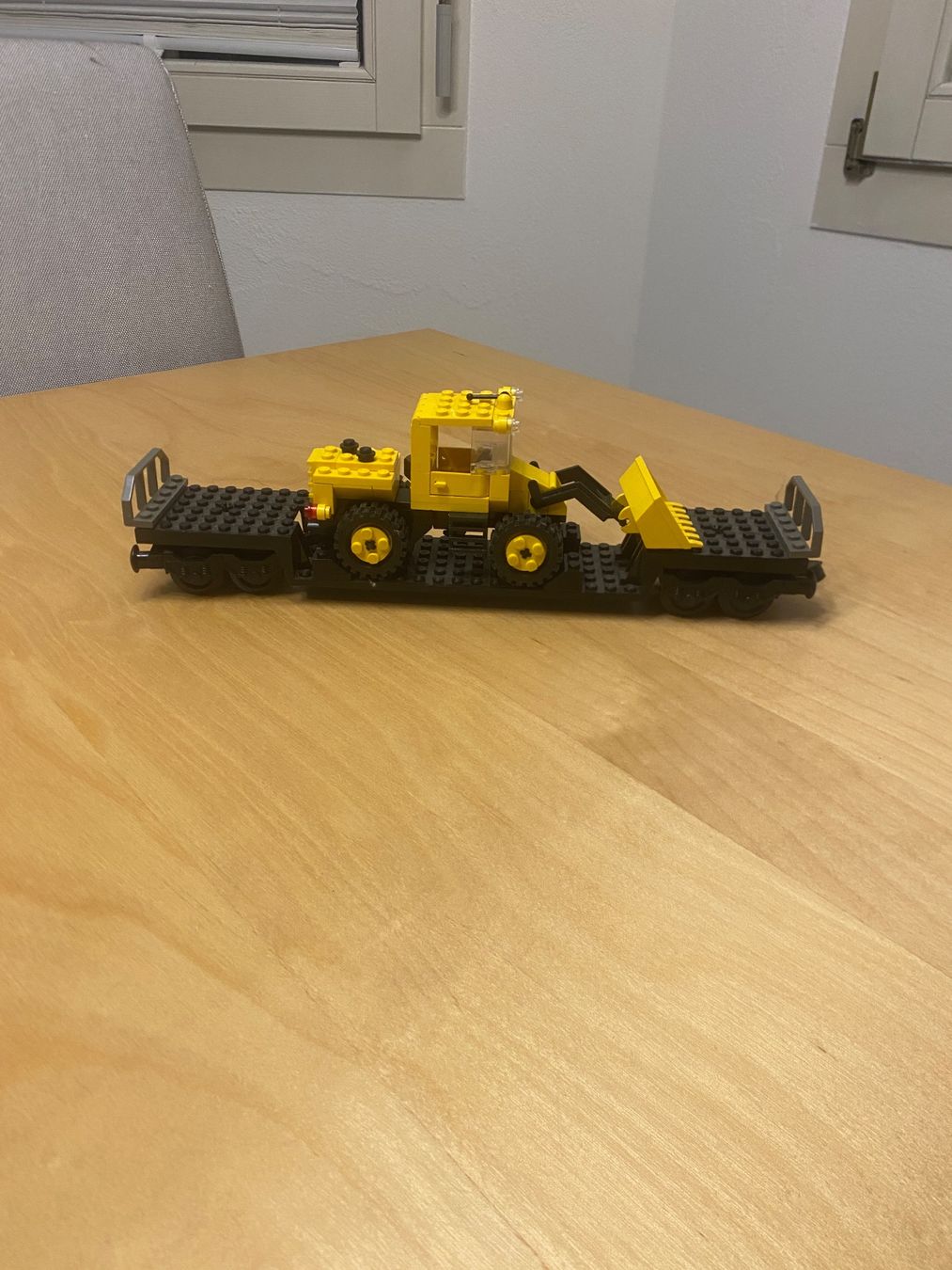 Lego Jeux de construction: Lego Eisenbahn Waggon mit Bagger – D'occasion à Tuggen par Haribo3000