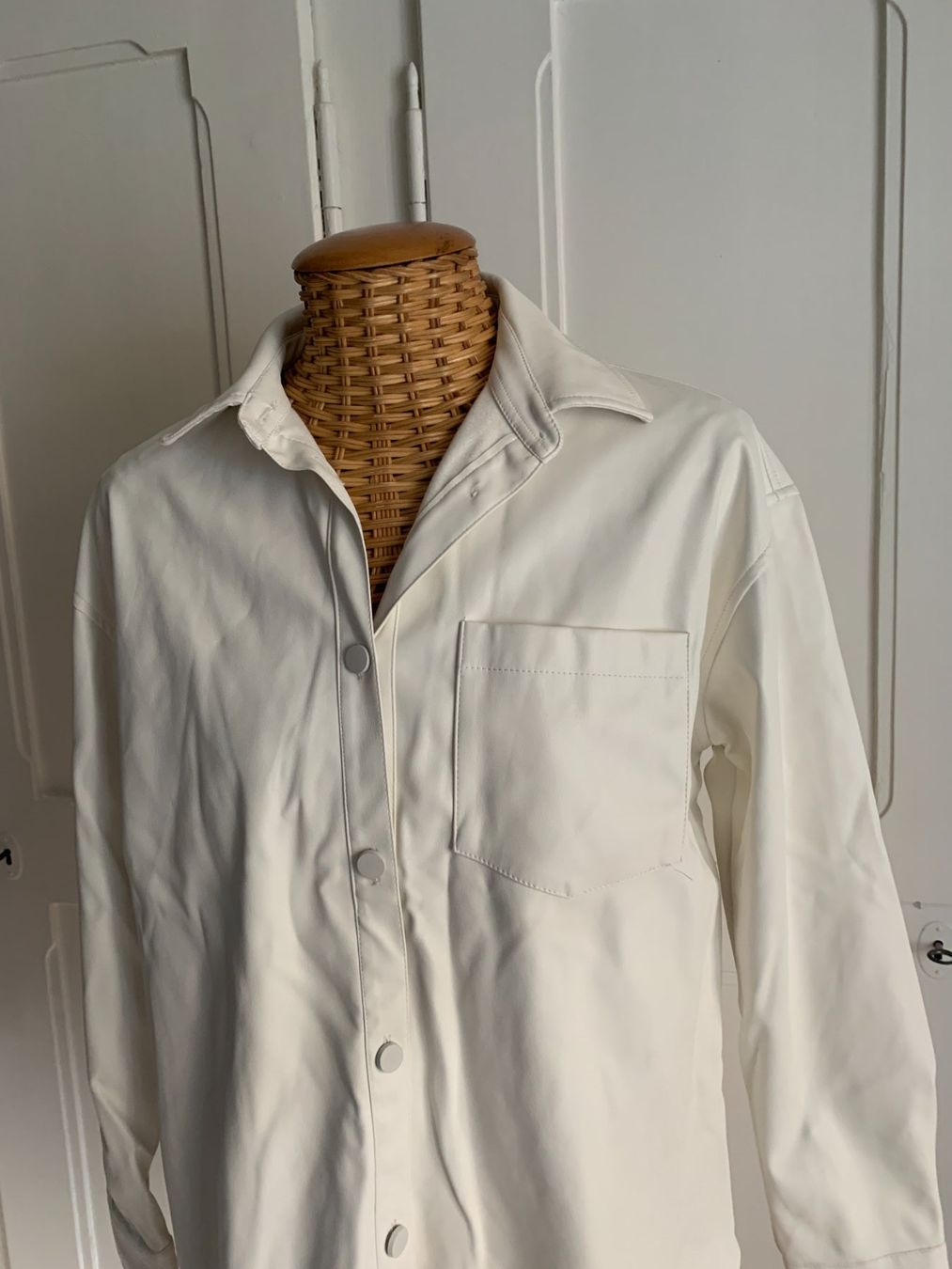Chemisiers: Leder Hemd weiss - XS – D'occasion à Zürich par Diazaio 1
