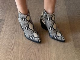 Chloé Stiefeletten, Echtleder, Gr. 38