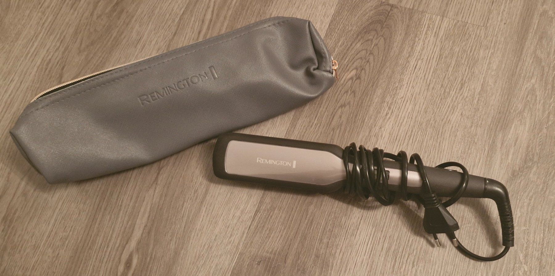 Remington Piastre & Arricciacapelli: Pro-Ceramic Haarglätter S5525 – Usato da Eschlikon TG venduto da angie113