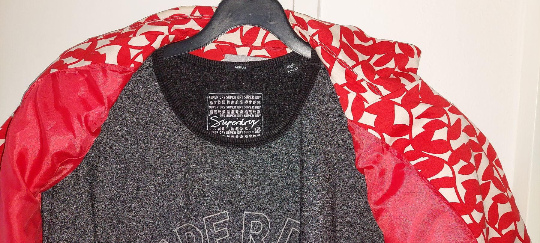 Superdry Lotti di vestiti: SET PULLOVER SUPERDRY M + veste offerte comme sur photo – Usato da Orpund venduto da Biennerome 3
