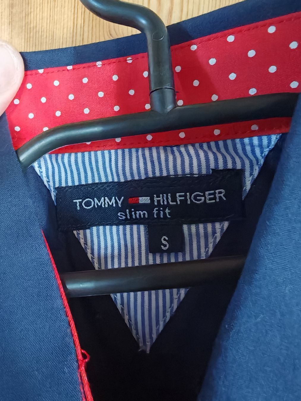 Tommy Hilfiger Lotti di vestiti: Lot Tommy Hilfiger + Abercrombie – Usato da Bex venduto da sni_q7lh 3