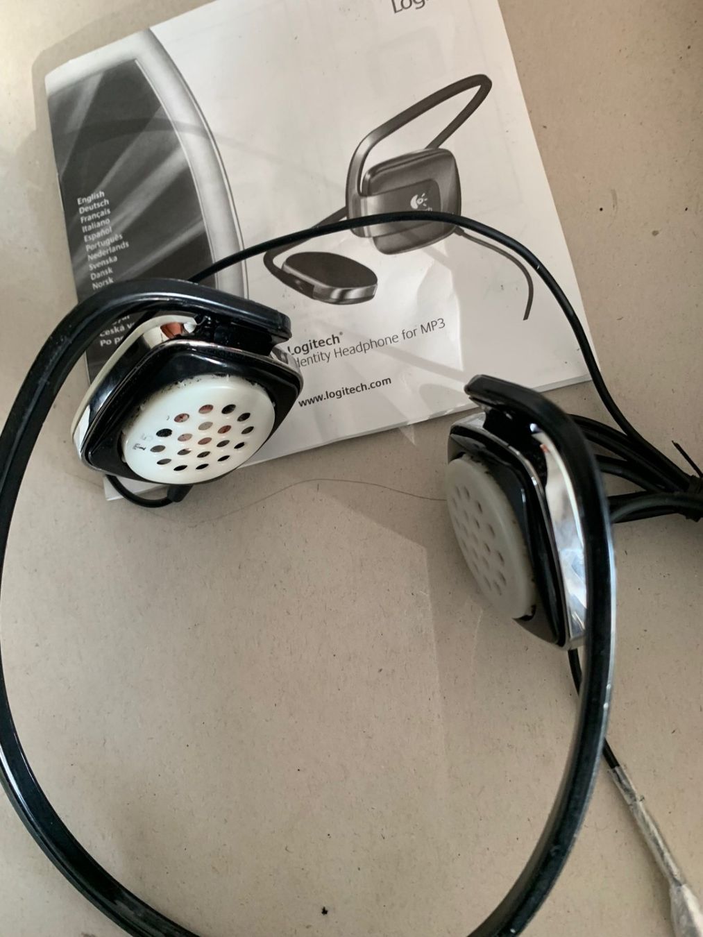 Logitech Kopfhörer: Logitech Identity Kopfhörer – Vintage-MP3 – Gebraucht aus Emmen von newcar4you 1