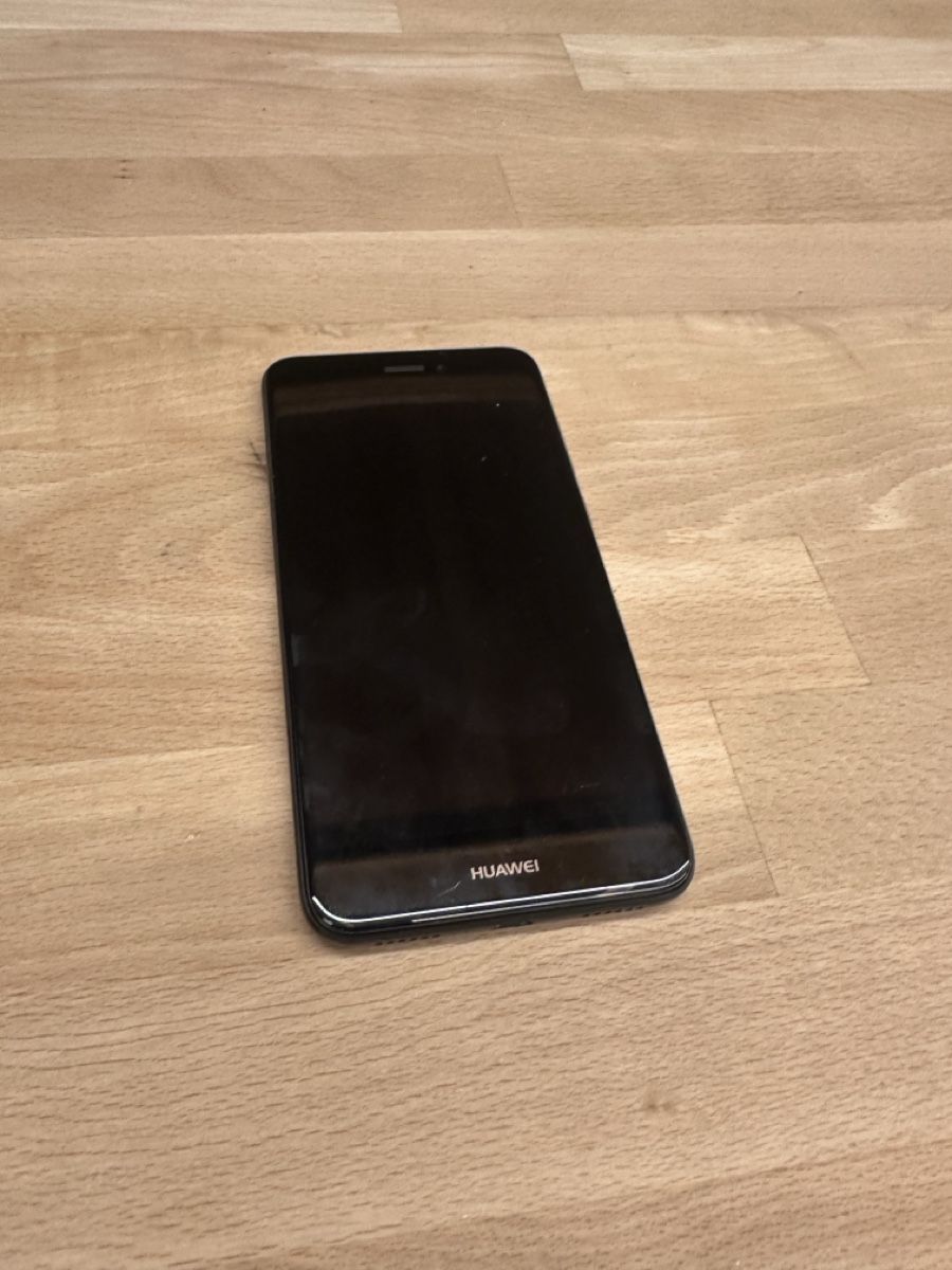 Huawei Telefoni cellulari / Smartphones: Huawei P8 Lite – Usato da Emmenmatt venduto da yve_pq6b