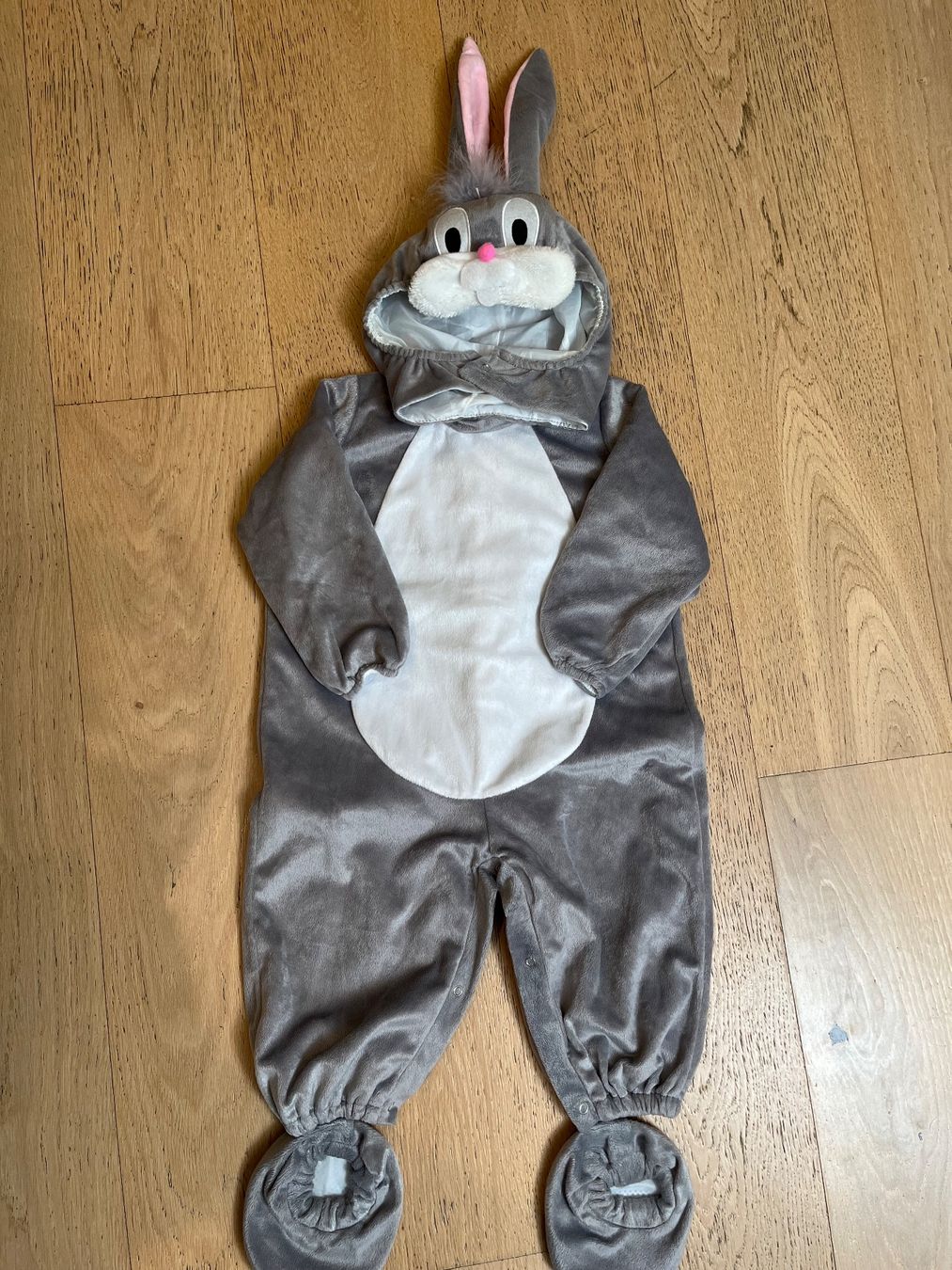 Costumi: Kinder Bugs Bunny Kostüm, Gr. 92/98 – Usato da Wettingen venduto da xiaoshir