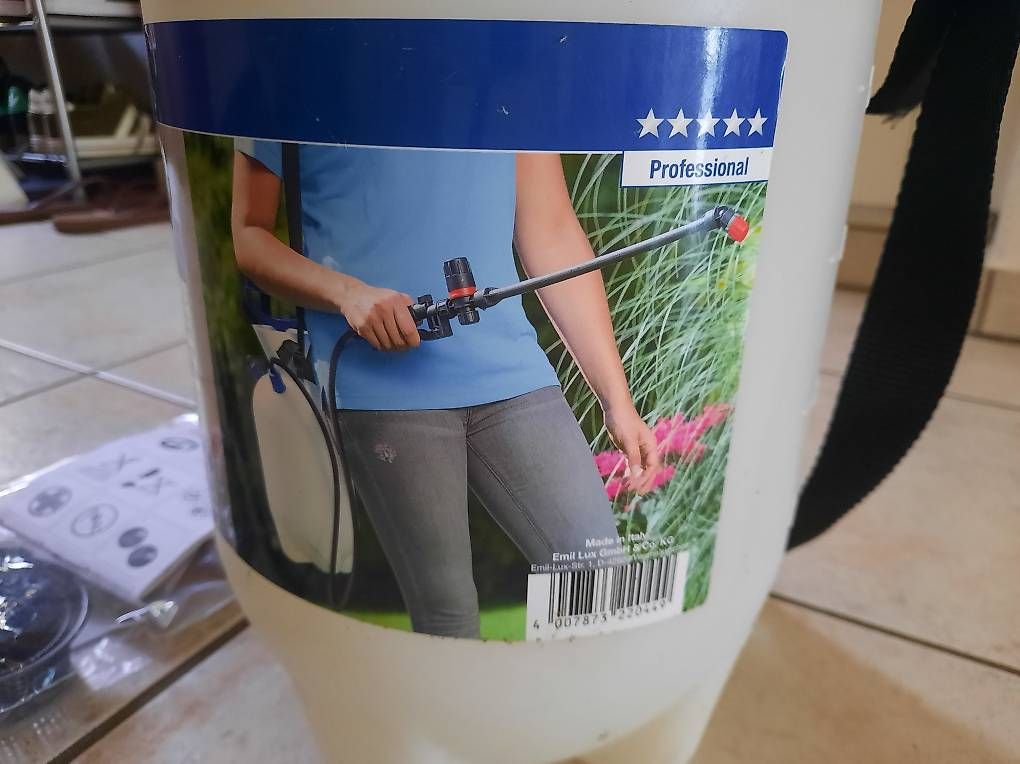 Lux Tutti gli attrezzi: Drucksprüher LUX, 5.5 l – Usato da Wallisellen venduto da denisepe 1