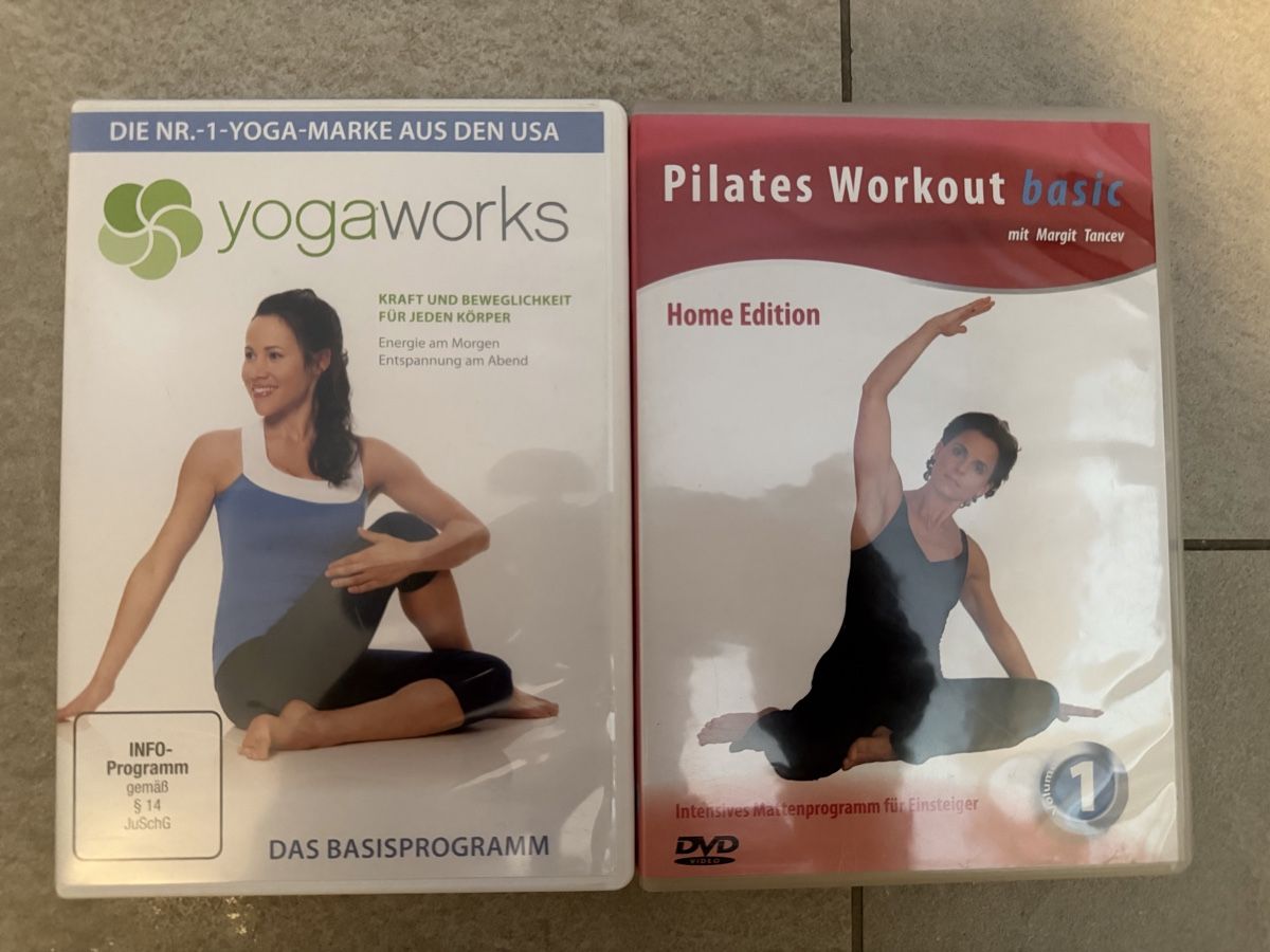 Tous les DVDs: Set YogaWorks Pilates Workout Basic gut erhalten – D'occasion à Lausen par Armand94