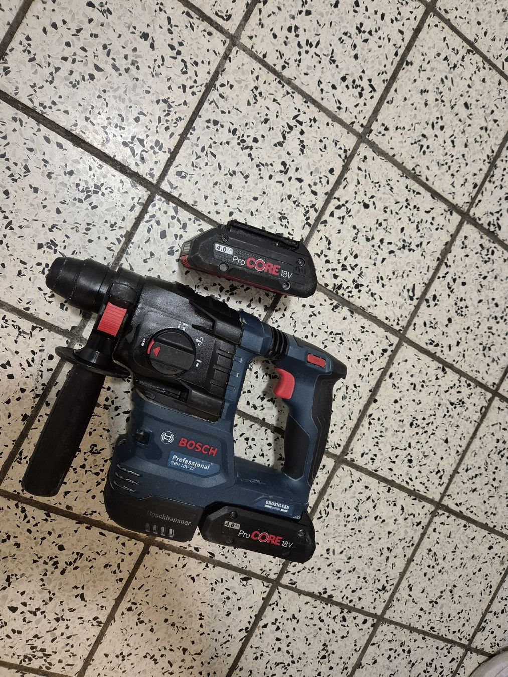 Bosch Trapani: Bosch GBH  – Nuovo (secondo la descrizione) da Urtenen-Schönbühl venduto da ste_fdc2