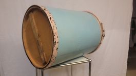Pink-Türkis Holztonne, Fass