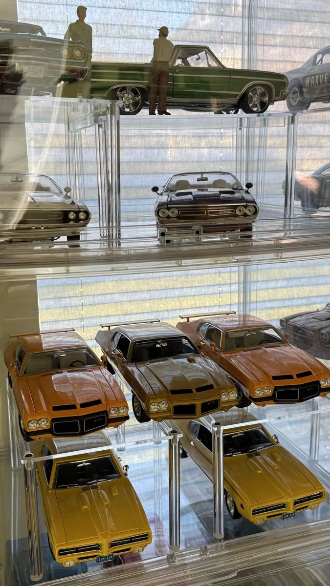 Ford Modellini d'auto: Ford Mustang Coupe 1967,Thrill Circus ! – Usato da Basel venduto da Zomeg 8