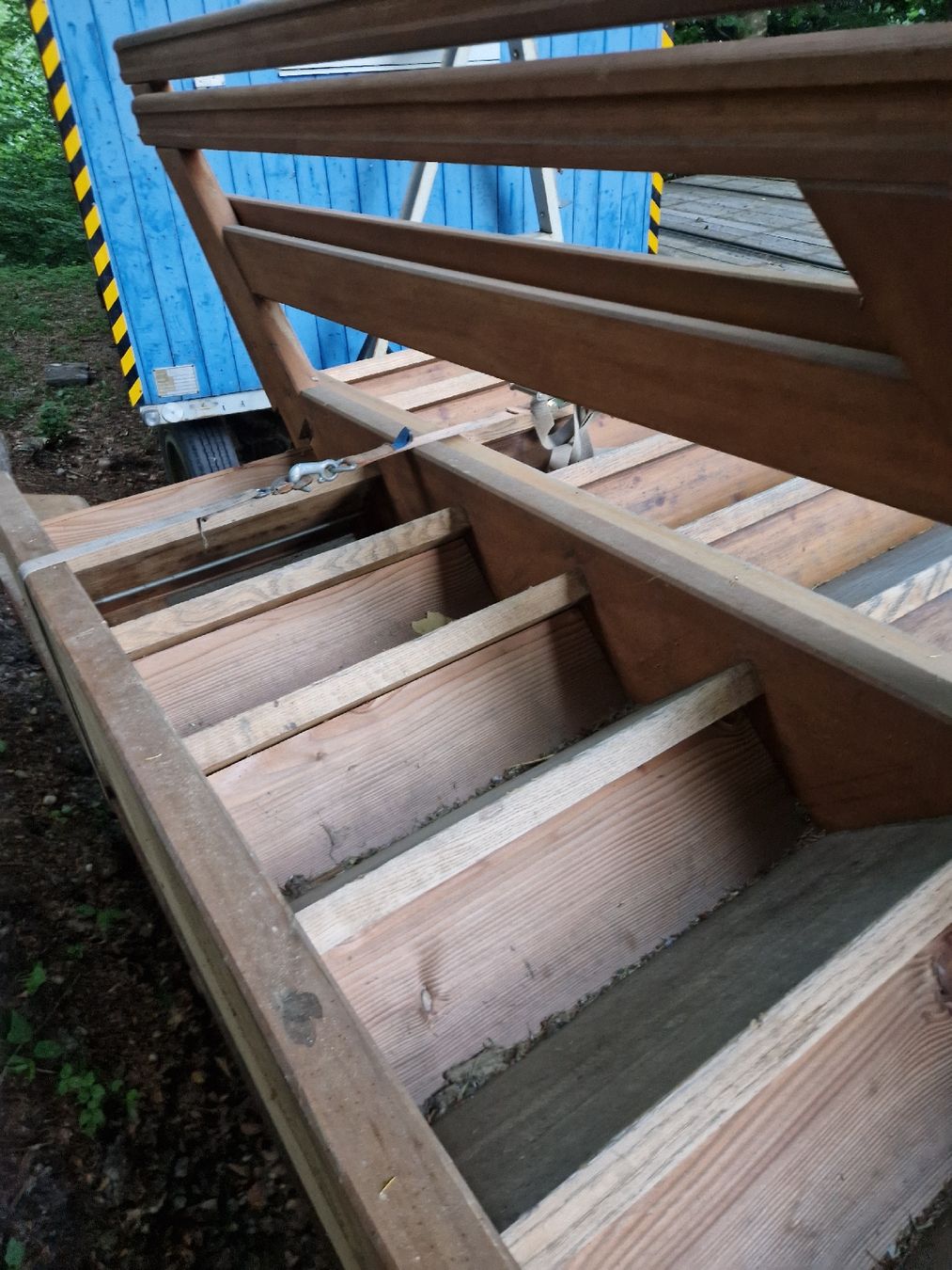 Treppen: Holz Treppen 2 Stück  – Gebraucht aus Sumiswald von ForstCounty 1
