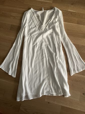 Tunika Weiss mit Stickerei 