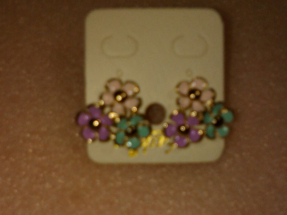 Ohrringe & -stecker: OHRRINGE MODESCHMUCK,,MIT BLUMEN,,MEHRFARBIG – Neu (gemäss Beschreibung) aus Basel von bijoutrie_4 4