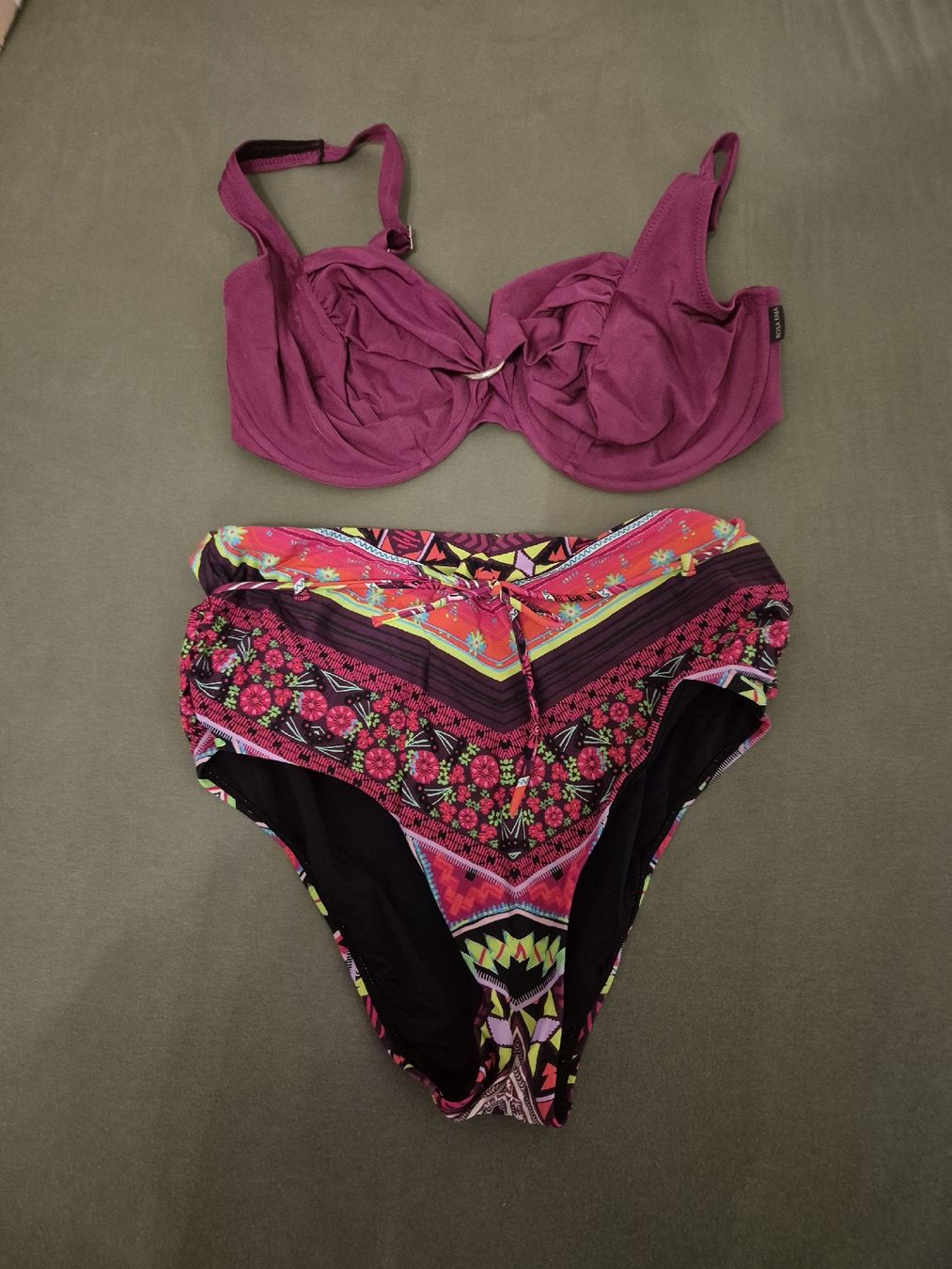 Costumi da bagno & Bikini: Bikini 42 E – Usato da Würenlingen venduto da kuh33