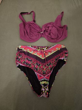 Bikini 42 E