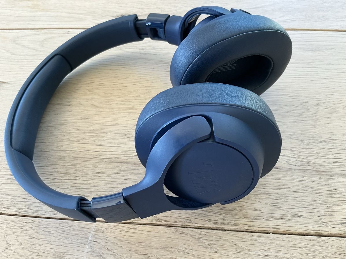 JBL Casques audio: JBL Tune 720 - Bluetooth Kopfhörer – Neuf (Voir description) à Müllheim Dorf par vieste77 1