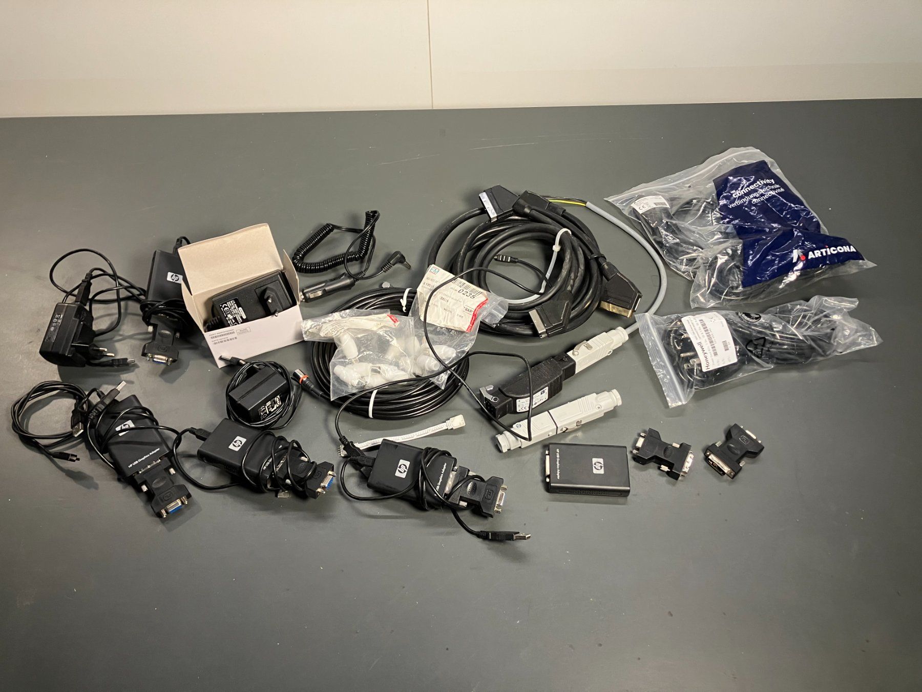 Stromzufuhr: Post. div. Audio, Video & Netzteile ab 1.- – Gebraucht aus Lichtensteig von Buy24International