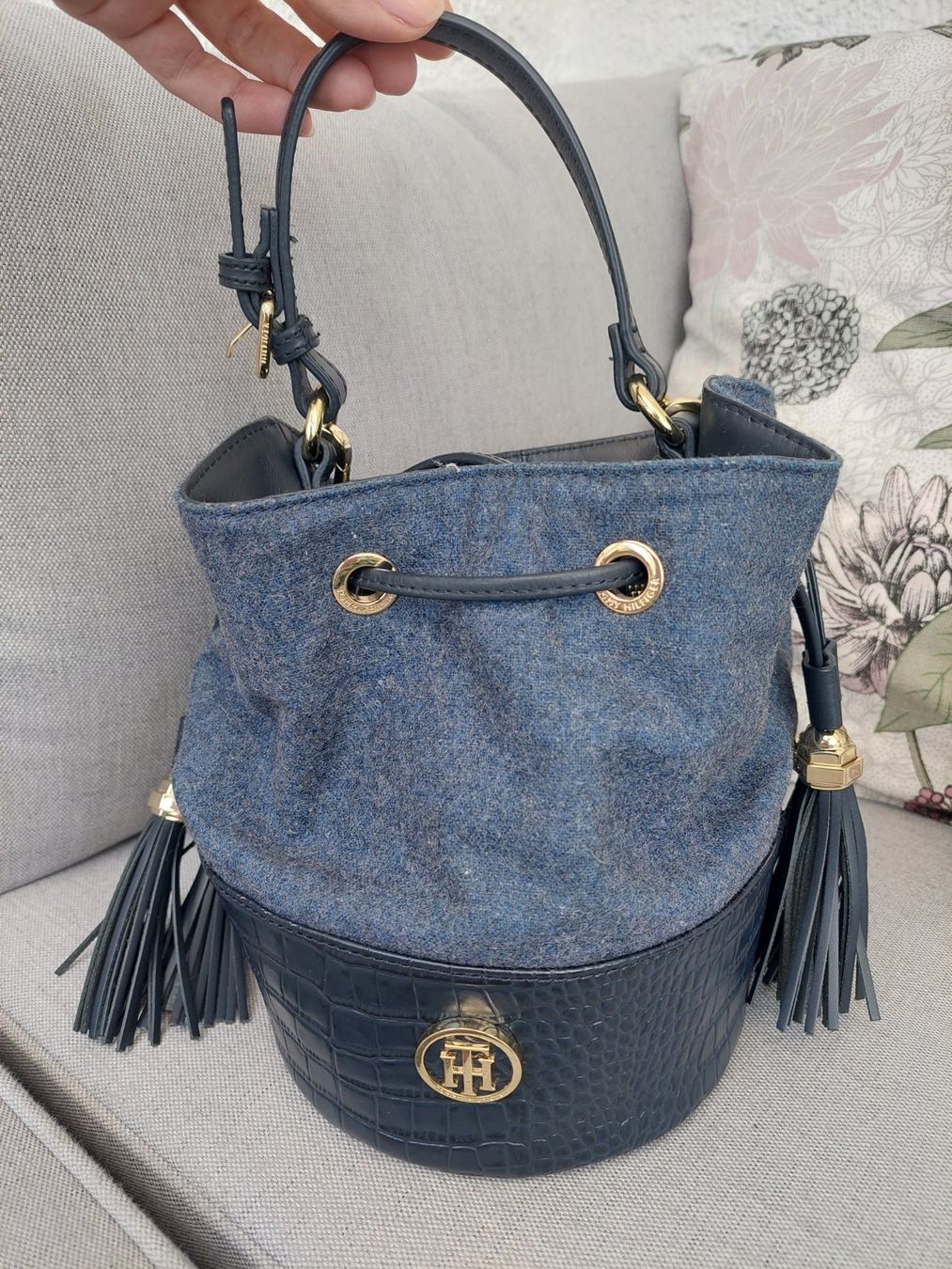 Tommy Hilfiger Sacs femmes: Tommy Hilfiger Tasche – Neuf (Voir description) à Flurlingen par Atea8