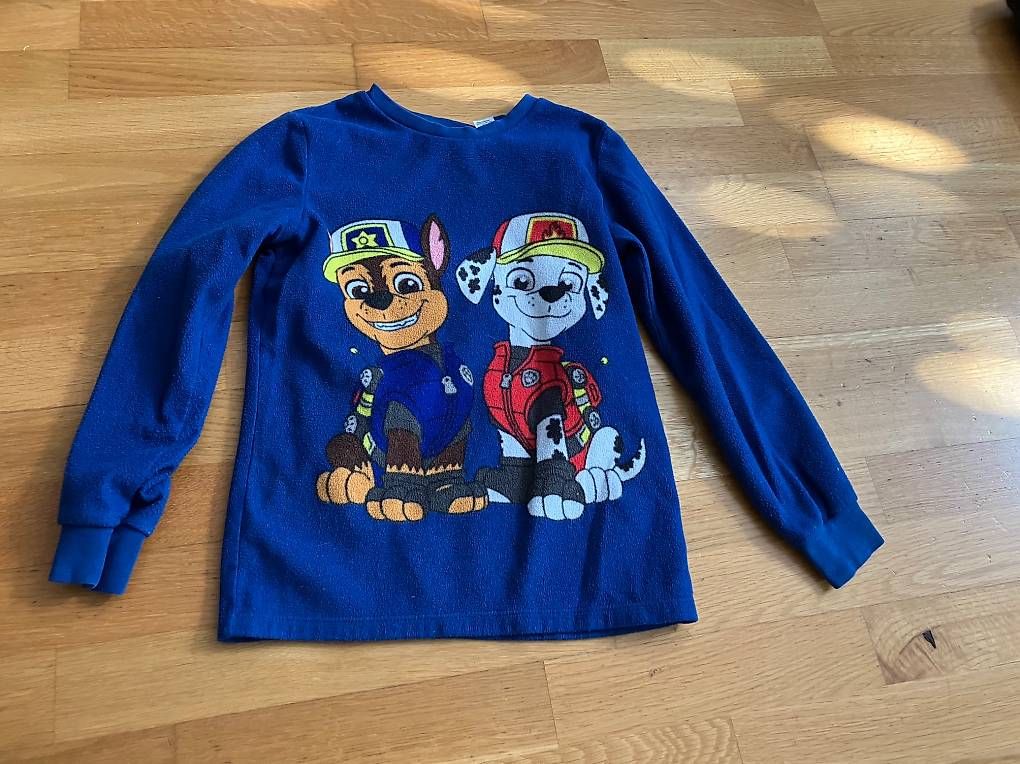 Pigiama & Simili: pyjama 122/128 – Usato da Ostermundigen venduto da Mammouth1