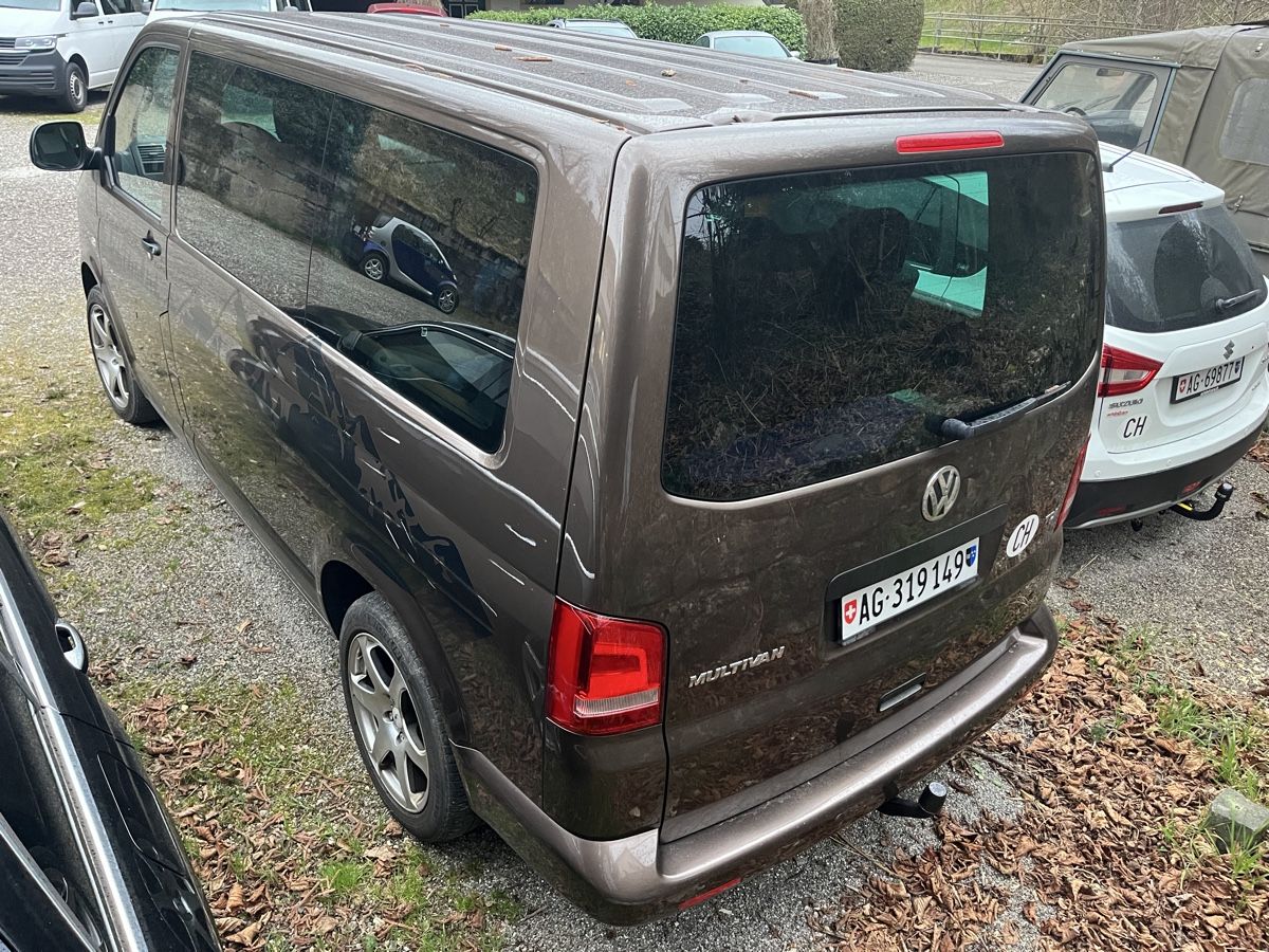 VW Automobili: VW T5 Multivan 2.0 TDI CR Startline DSG mit MFK – Usato da Wittnau venduto da Ricartutti 9